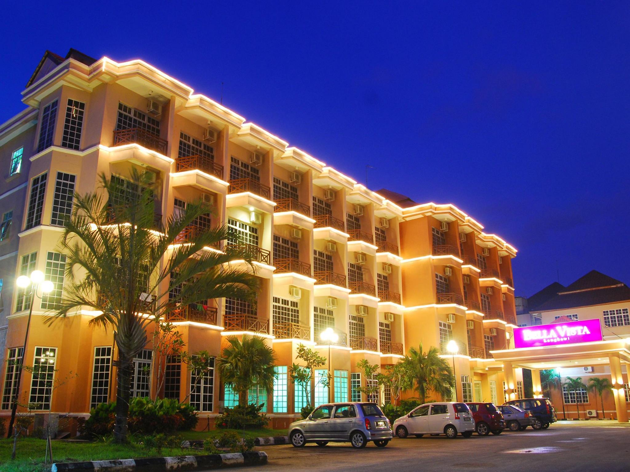 Bella Vista Express Hotel Pantai Cenang  Bagian luar foto