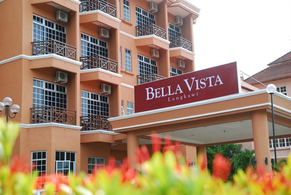 Bella Vista Express Hotel Pantai Cenang  Bagian luar foto