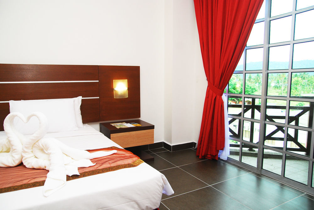 Bella Vista Express Hotel Pantai Cenang  Bagian luar foto