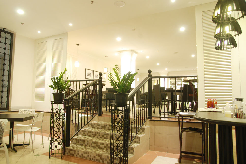 Bella Vista Express Hotel Pantai Cenang  Bagian luar foto
